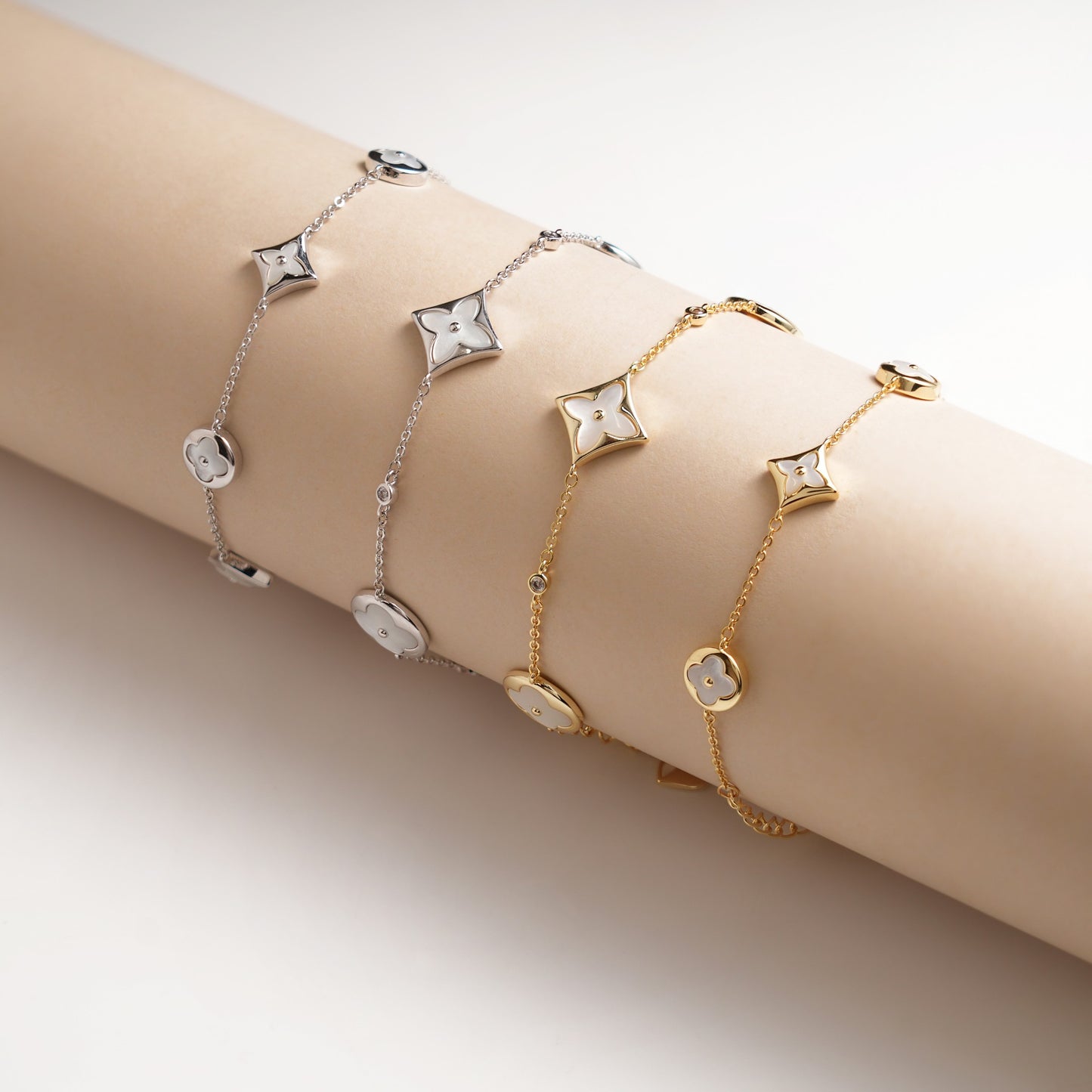 Mother of Pearl Clover Bracelet