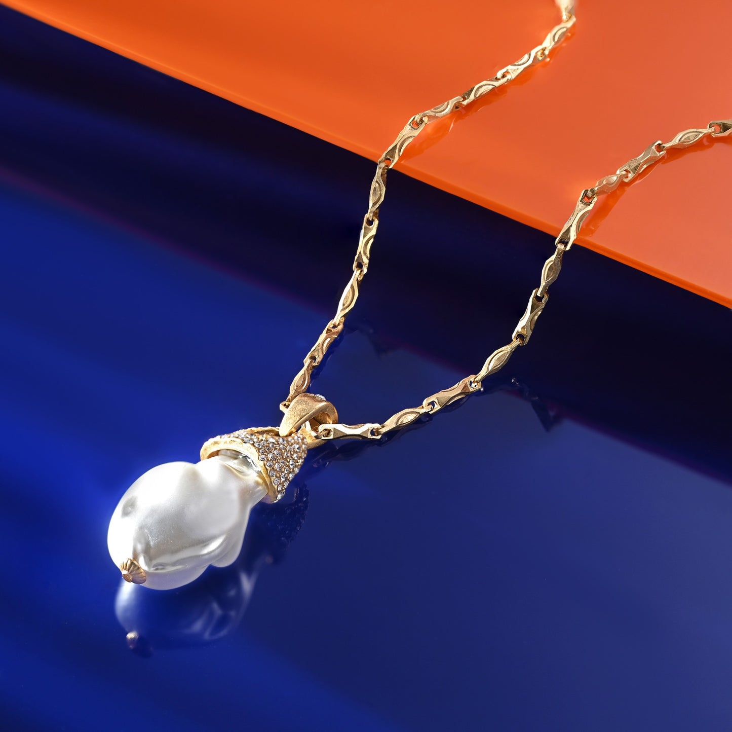 Baroque Pearl & Swarovski Pendant