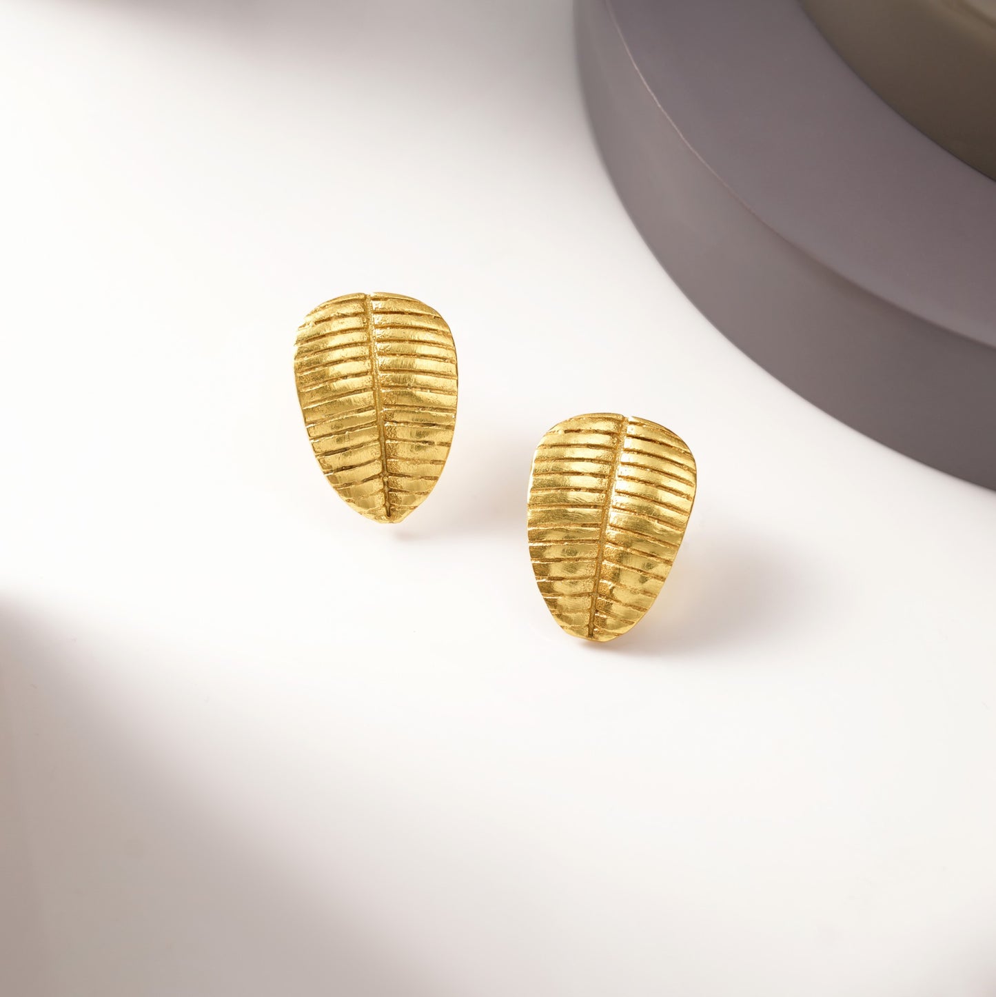 Ruffled Leaf Ear Cuff