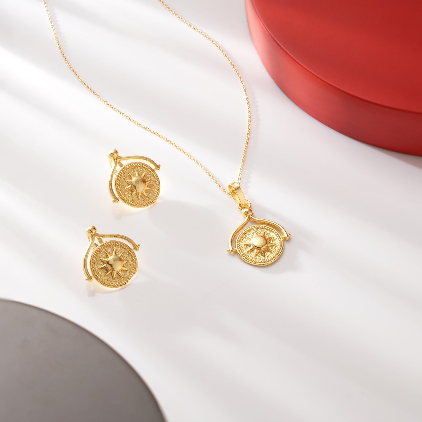 Sun Disc Pendant Necklace